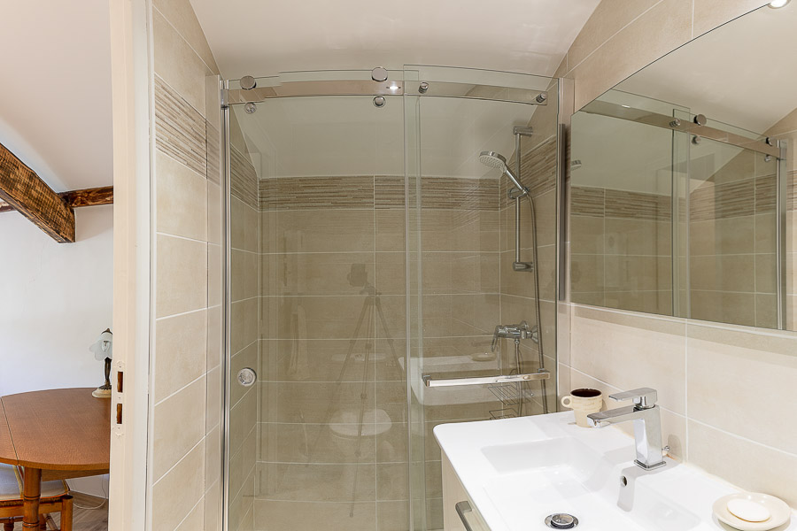 location-maison-saint-andre-les-alpes-provences-france-chambre-1-sbd